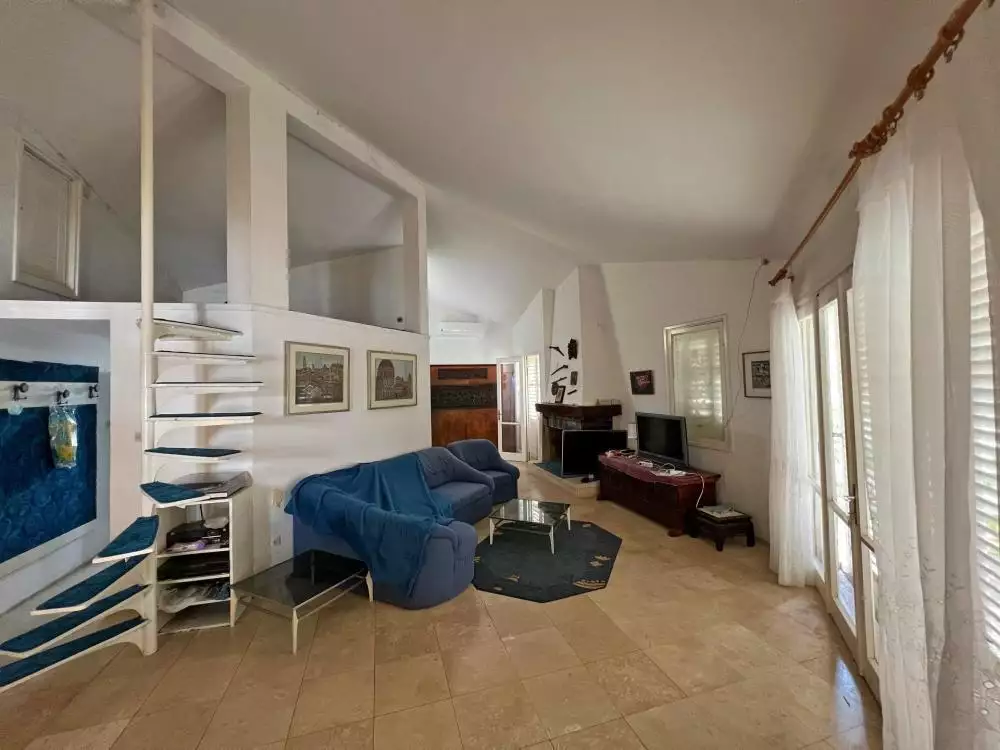 Villa 1m² in Croatia, Sumartin. Priced at 1400000€ rent photo-18