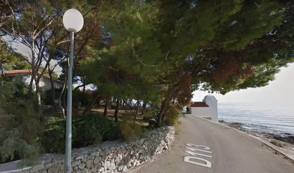 Villa 1m² in Croatia, Sumartin. Priced at 1400000€ rent photo-21