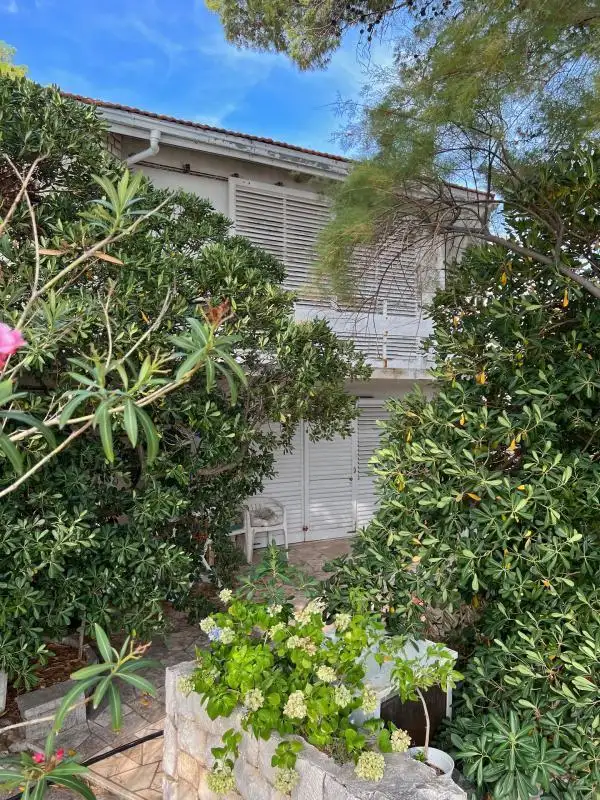 Villa 1m² in Croatia, Sumartin. Priced at 1400000€ rent photo-22