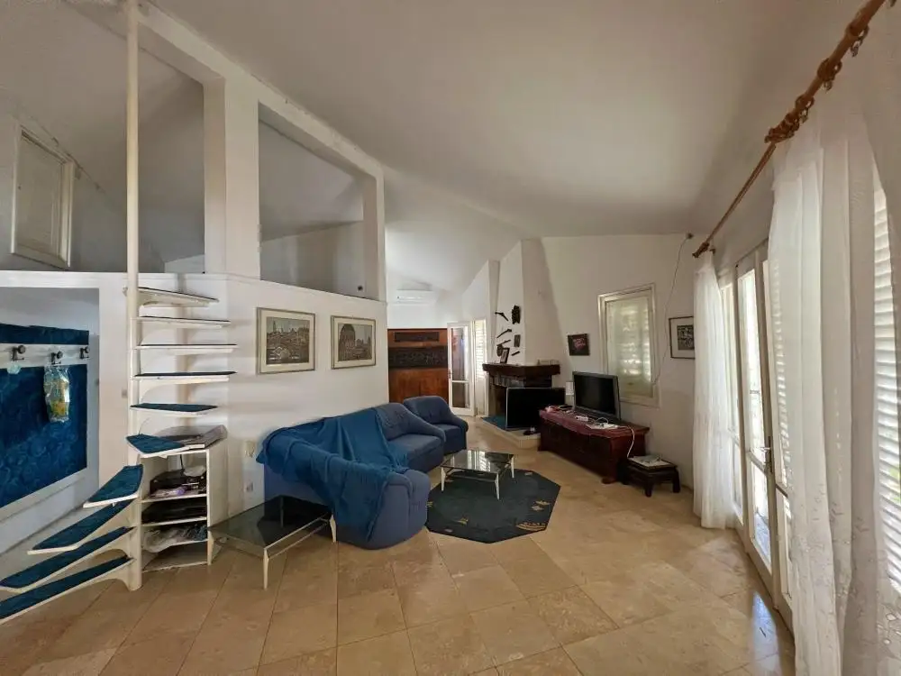 Villa 1m² in Croatia, Sumartin. Priced at 1400000€ rent photo-24