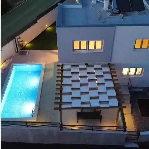 Villa 197m² in Croatia, Brodarica. Priced at 580000€ rent photo-15