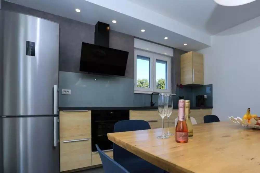 Villa 197m² in Croatia, Brodarica. Priced at 580000€ rent photo-24