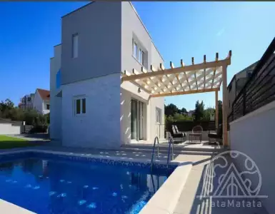 Buy in Croatia for 580000€