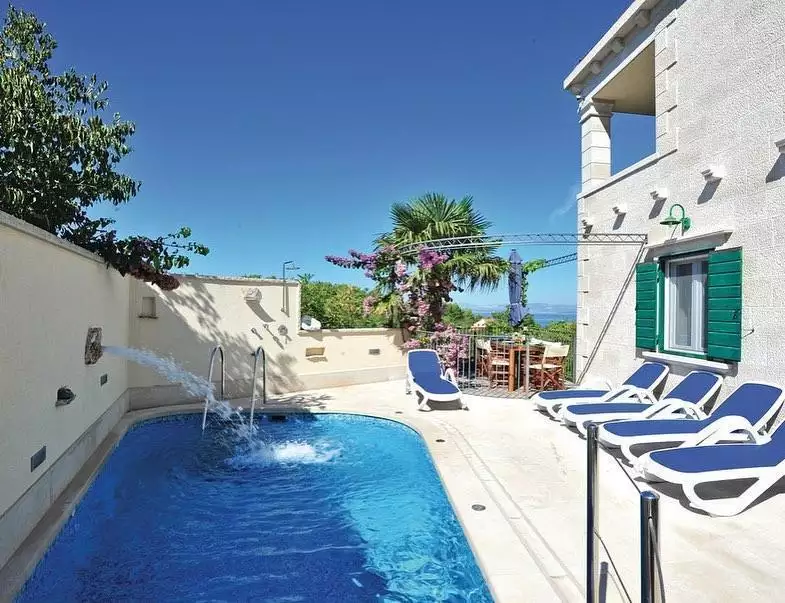 Villa 140m² in Croatia, Mirca. Priced at 1455000€ rent photo-1