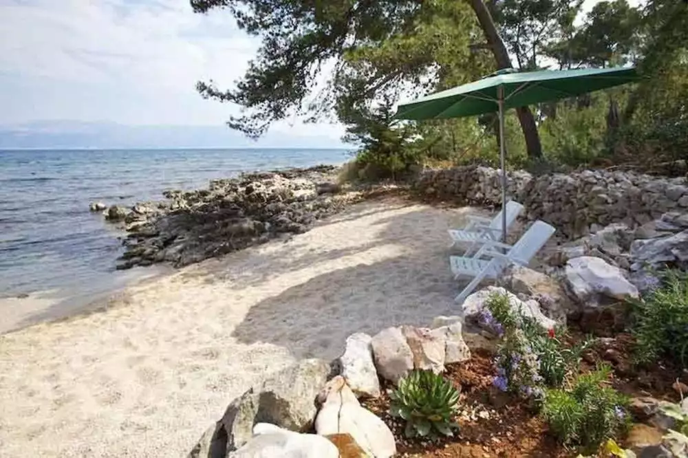Villa 140m² in Croatia, Mirca. Priced at 1455000€ rent photo-9