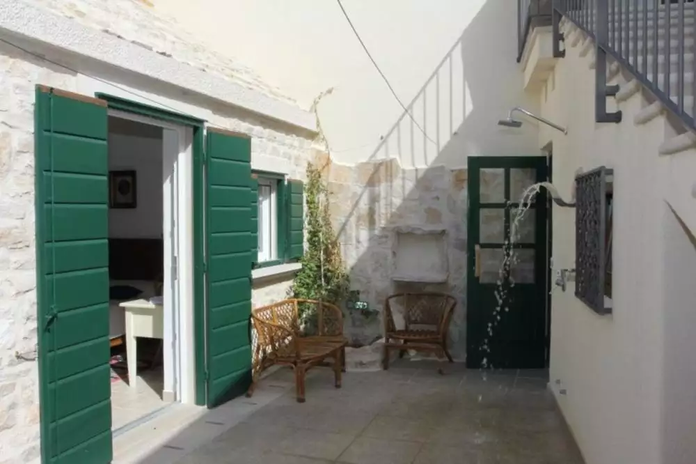Villa 140m² in Croatia, Mirca. Priced at 1455000€ rent photo-24