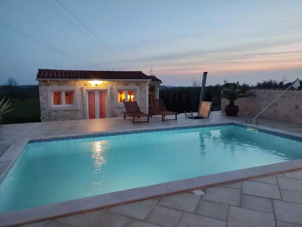 Villa 143m² in Croatia, Brtonigla. Priced at 675500€ rent photo-13