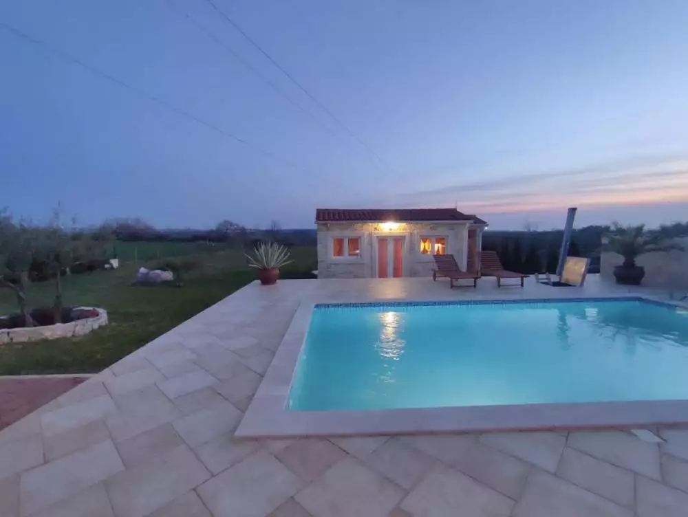 Villa 143m² in Croatia, Brtonigla. Priced at 675500€ rent photo-14