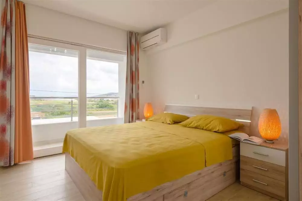 Villa 240m² in Croatia, Ciovo. Priced at 750000€ rent photo-10
