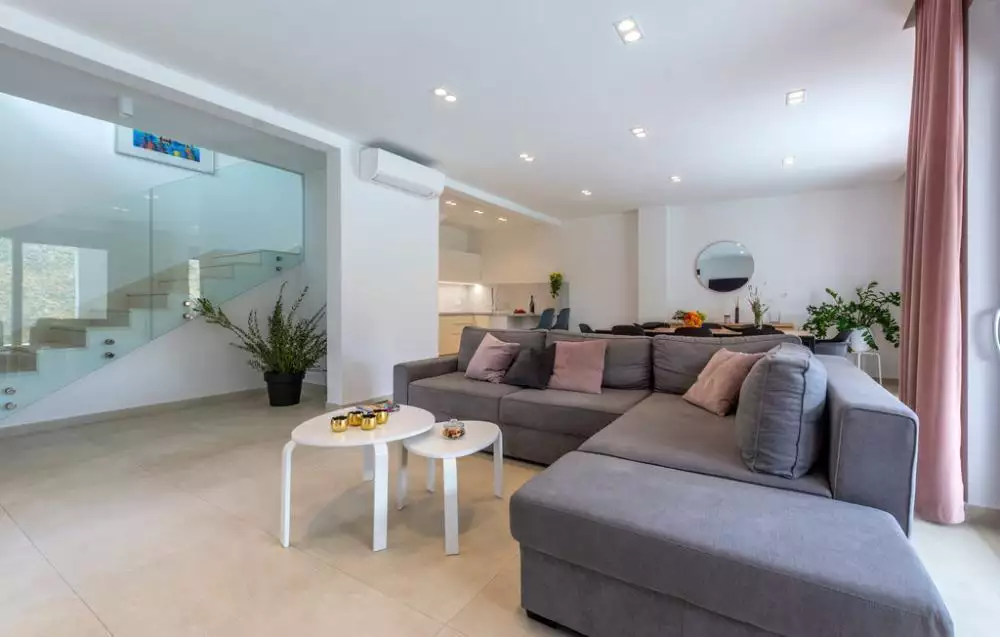 Villa 300m² in Croatia, Split. Priced at 1360000€ rent photo-17