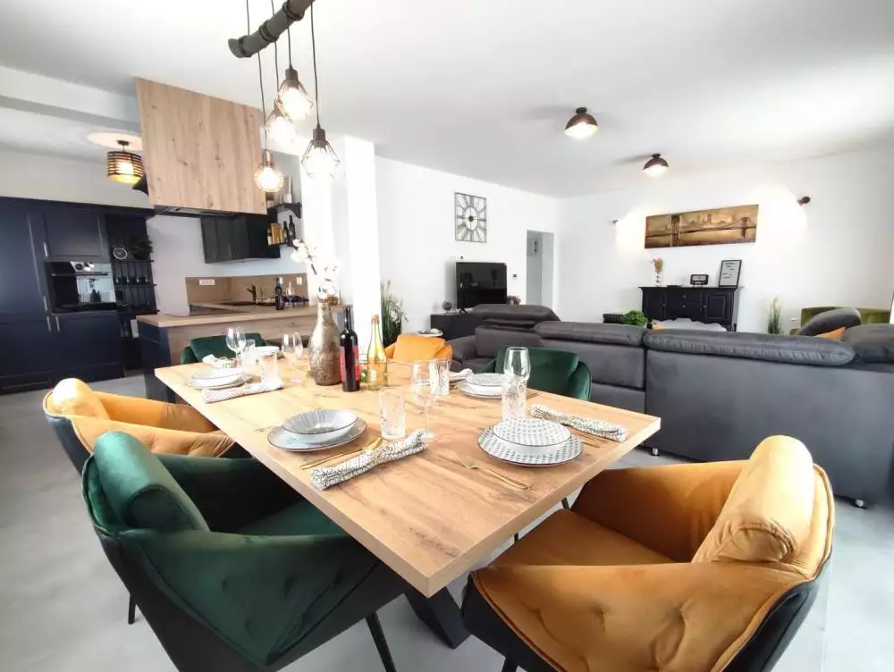 Villa 195m² in Croatia, Vodnjan. Priced at 830000€ rent photo-3