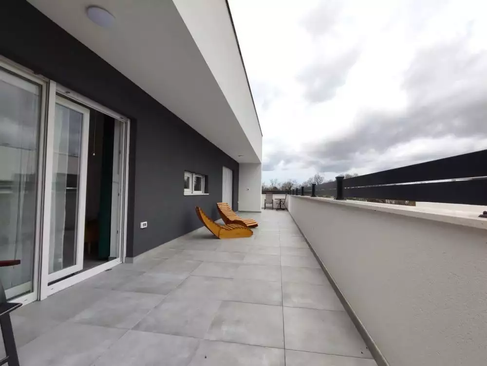 Villa 195m² in Croatia, Vodnjan. Priced at 830000€ rent photo-15