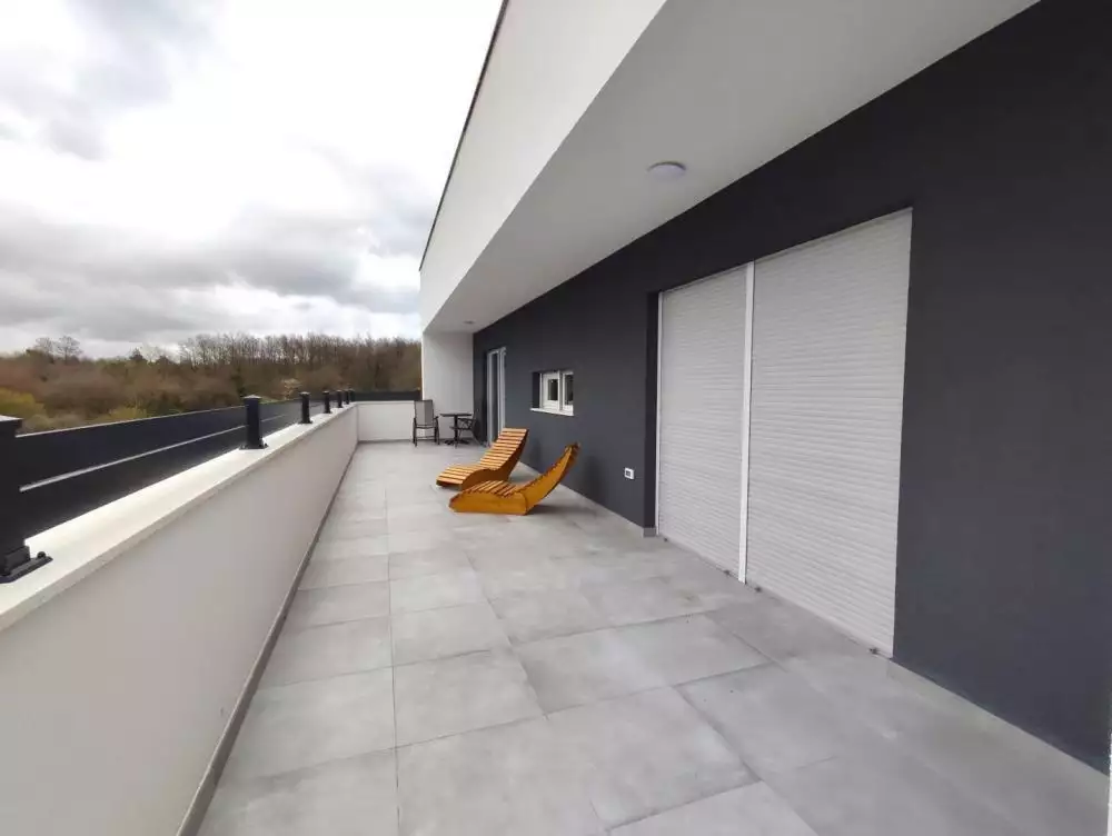 Villa 195m² in Croatia, Vodnjan. Priced at 830000€ rent photo-16