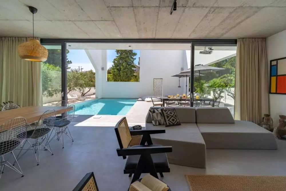 Villa 225m² in Croatia, Supetar. Priced at 1300000€ rent photo-21