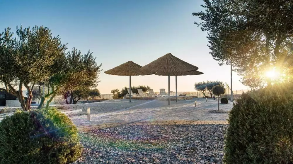 Villa 230m² in Croatia, Milna. Priced at 2000000€ rent photo-5