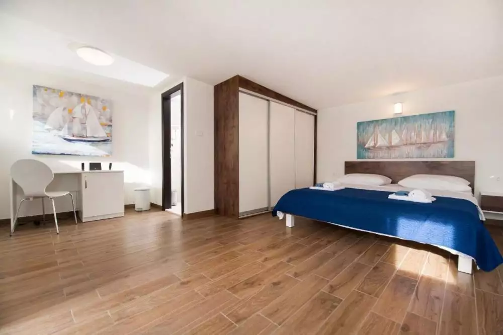 Villa 230m² in Croatia, Milna. Priced at 2000000€ rent photo-20