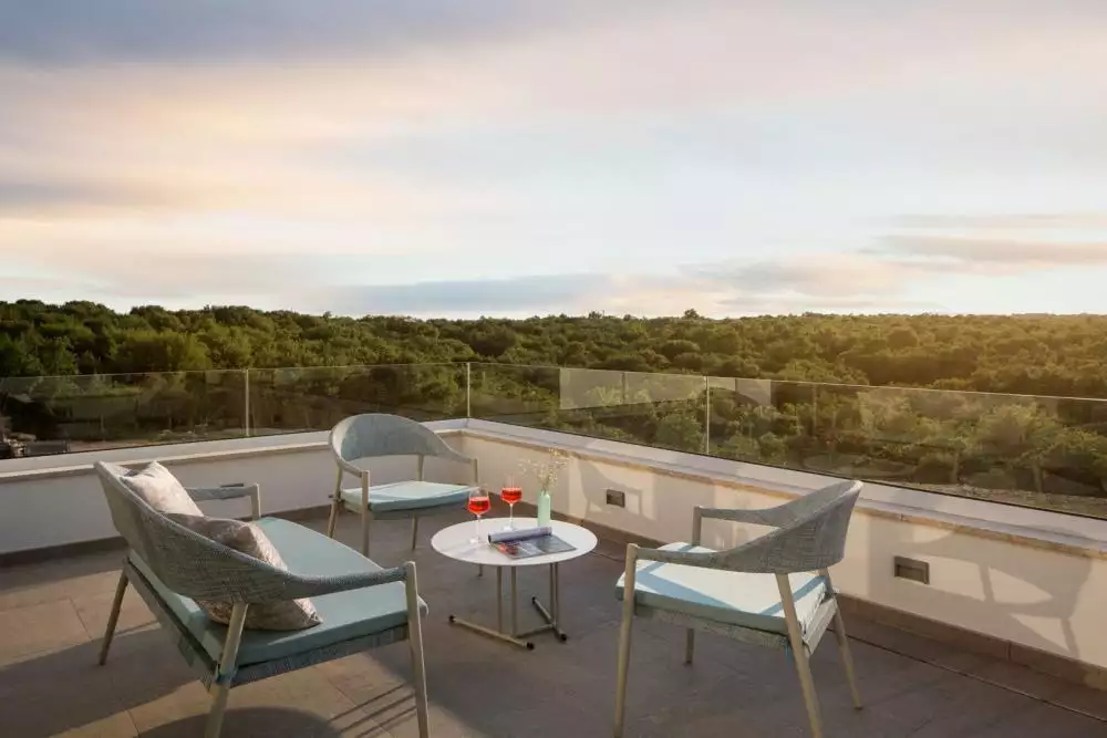 Villa 670m² in Croatia, Bale. Priced at 4000000€ rent photo-8