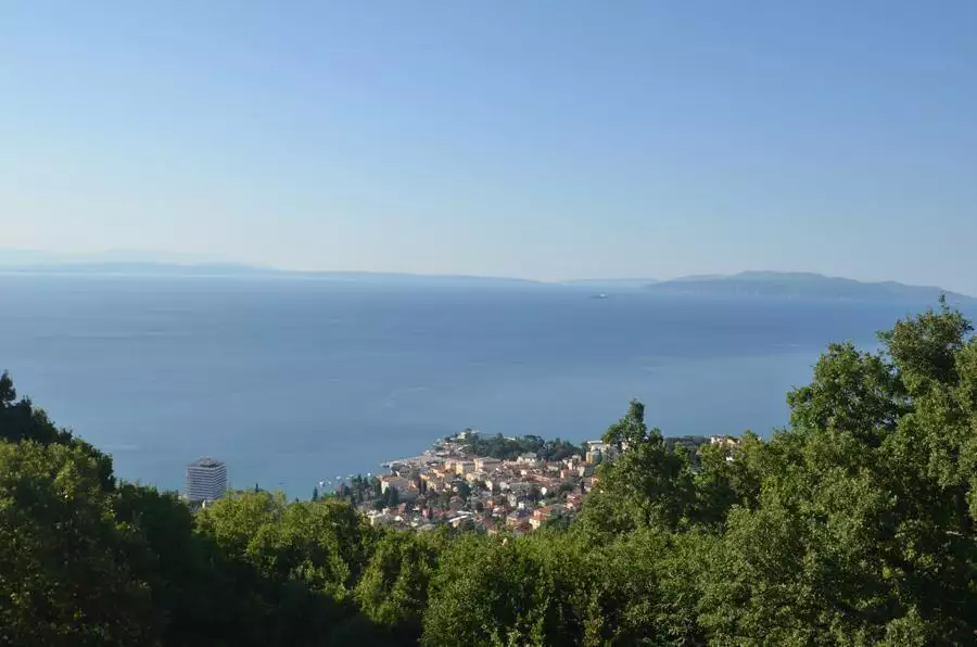 Villa 380m² in Croatia, Bregi. Priced at 1150000€ rent photo-3
