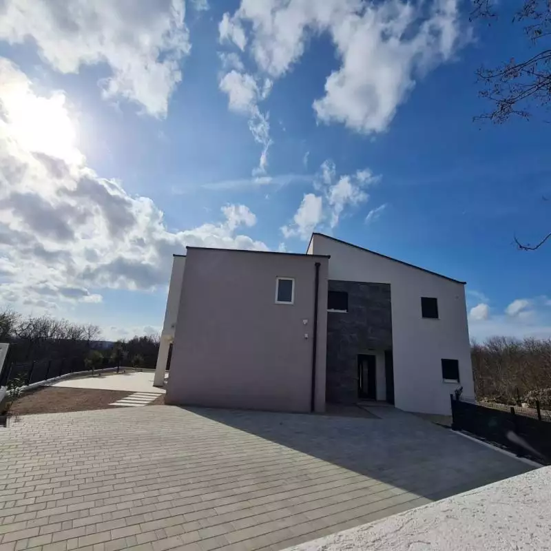 Villa 180m² in Croatia, Vrbnik. Priced at 695000€ rent photo-6