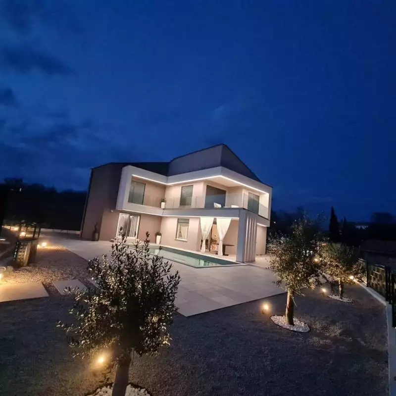Villa 180m² in Croatia, Vrbnik. Priced at 695000€ rent photo-7