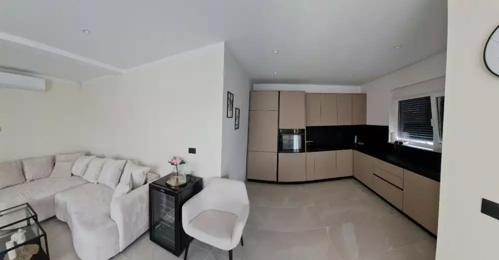 Villa 180m² in Croatia, Vrbnik. Priced at 695000€ rent photo-9