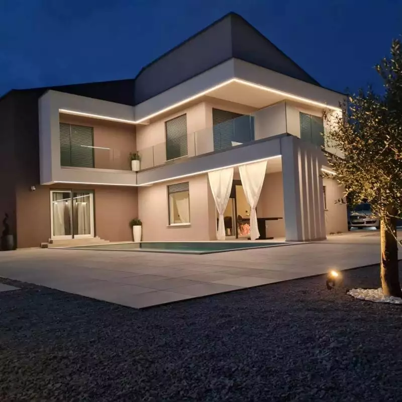 Villa 180m² in Croatia, Vrbnik. Priced at 695000€ rent photo-20