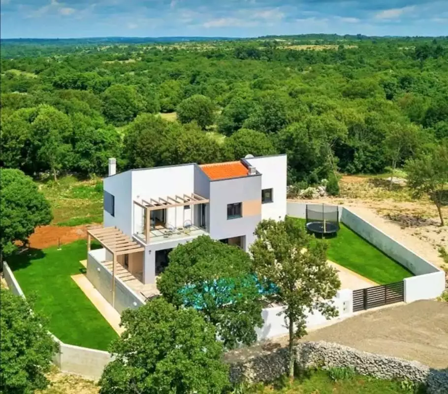 Villa 160m² in Croatia, Barban. Priced at 550000€ rent photo-25