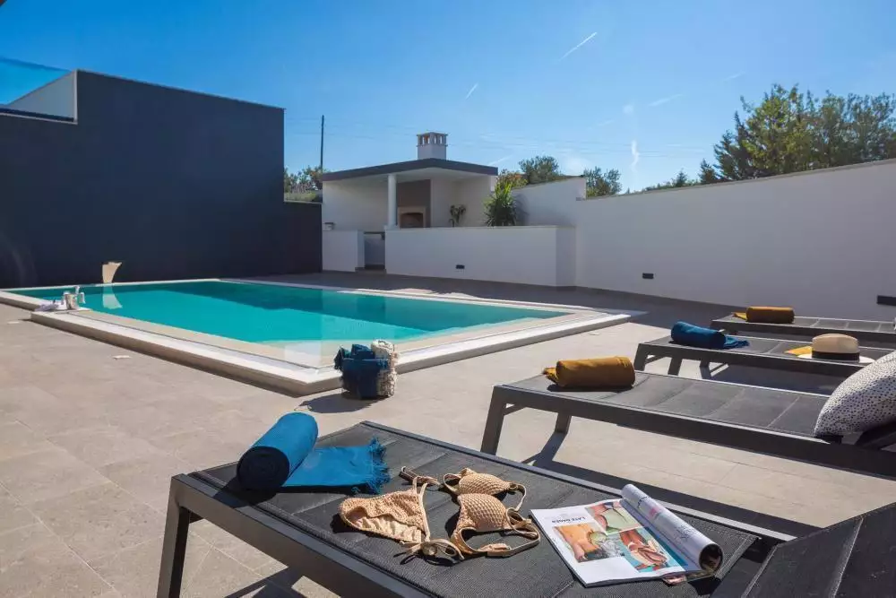 Villa 400m² in Croatia, Milna. Priced at 1350000€ rent photo-9