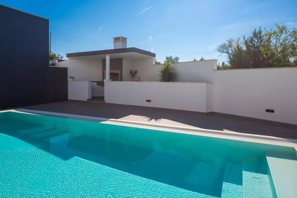 Villa 400m² in Croatia, Milna. Priced at 1350000€ rent photo-10
