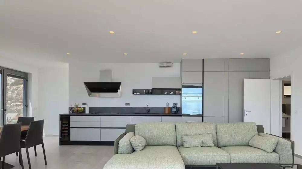 Villa 255m² in Croatia, Opatija. Priced at 1500000€ rent photo-3