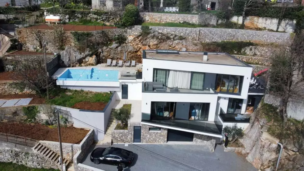 Villa 255m² in Croatia, Opatija. Priced at 1500000€ rent photo-10