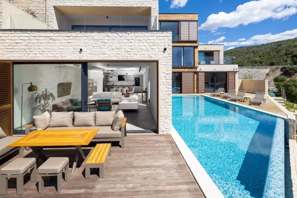 Villa 523m² in Croatia, Sibenik. Priced at 2900000€ rent photo-12