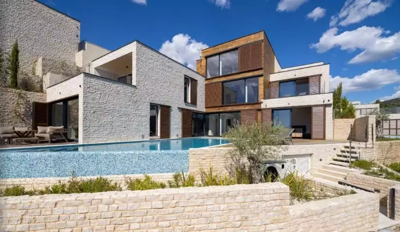 Villa 523m² in Croatia, Sibenik. Priced at 2900000€ rent photo-25