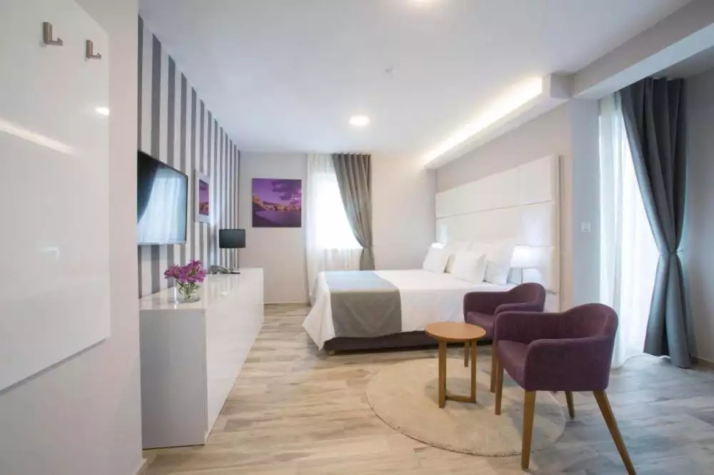 Hotels 1200m² in Spain, Lo Pagan. Priced at 2450000€ rent photo-1