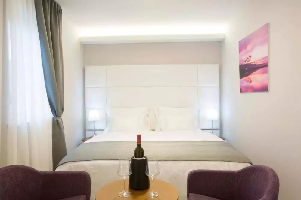 Hotels 1200m² in Spain, Lo Pagan. Priced at 2450000€ rent photo-9