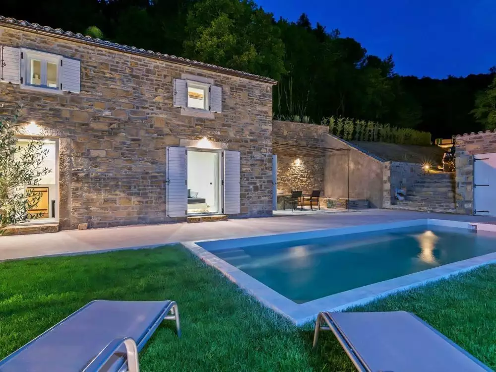 Villa 100m² in Croatia, Oprtalj. Priced at 630000€ rent photo-1
