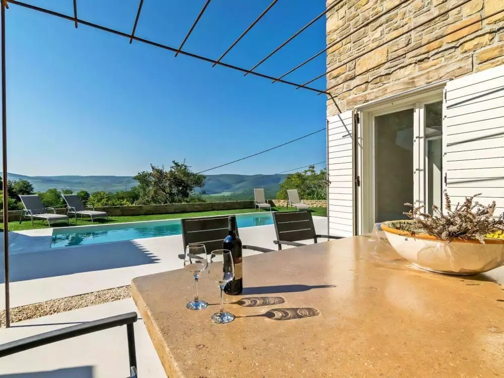 Villa 100m² in Croatia, Oprtalj. Priced at 630000€ rent photo-3