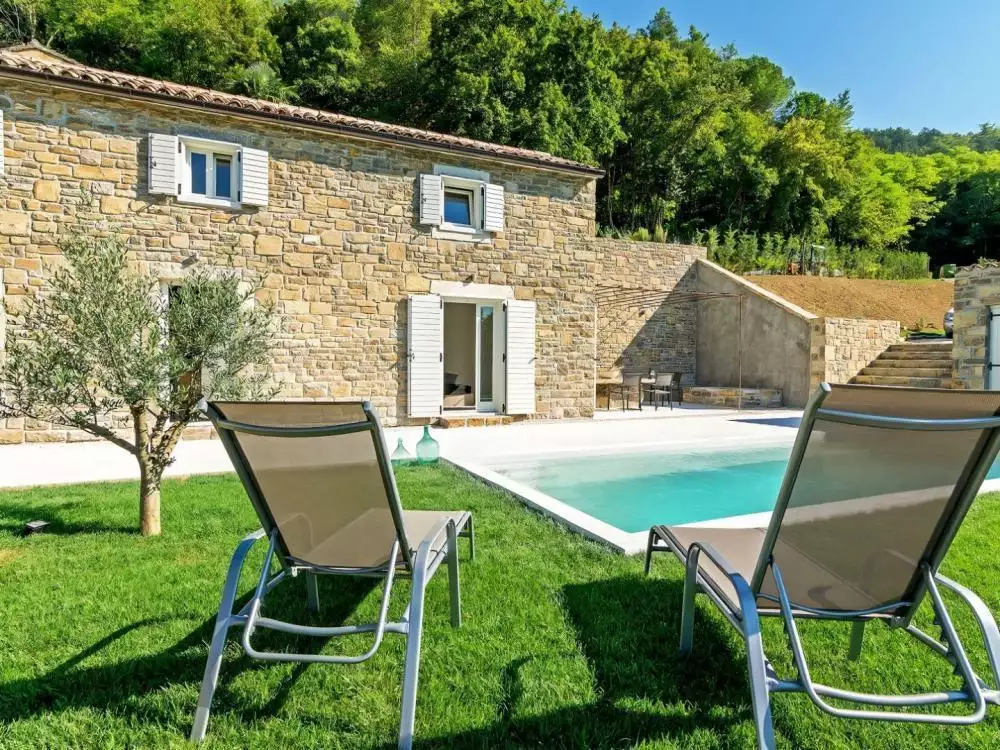 Villa 100m² in Croatia, Oprtalj. Priced at 630000€ rent photo-5