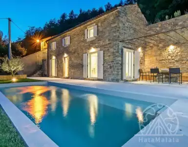 Buy in Croatia for 630000€