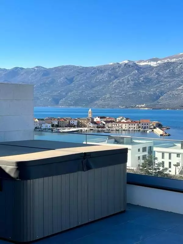Villa 266m² in Croatia, Zadar. Priced at 750000€ rent photo-1