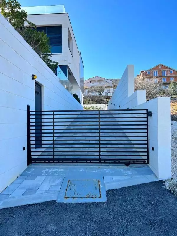 Villa 266m² in Croatia, Zadar. Priced at 750000€ rent photo-7
