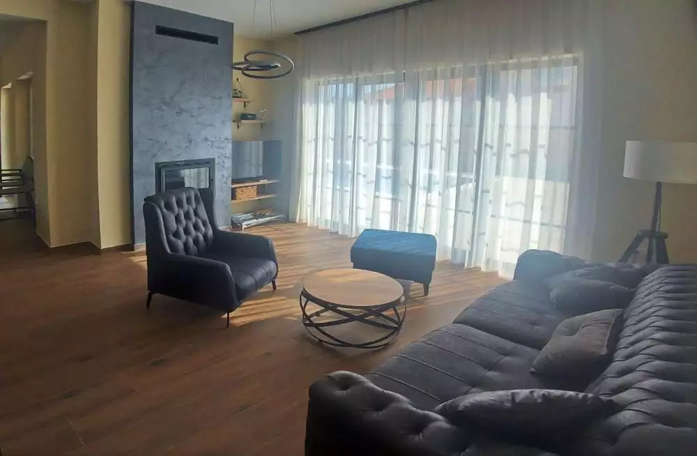 Villa 188m² in Croatia, Kanfanar. Priced at 695000€ rent photo-3