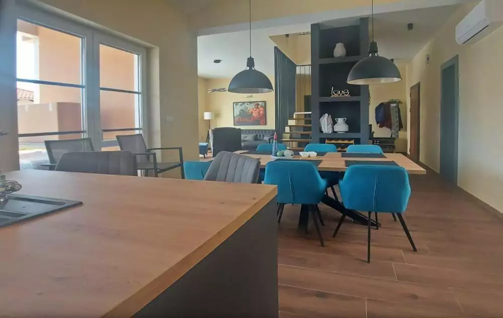 Villa 188m² in Croatia, Kanfanar. Priced at 695000€ rent photo-5
