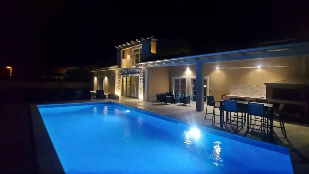 Villa 188m² in Croatia, Kanfanar. Priced at 695000€ rent photo-15