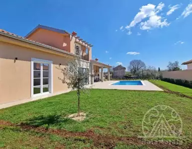 Buy in Croatia for 695000€