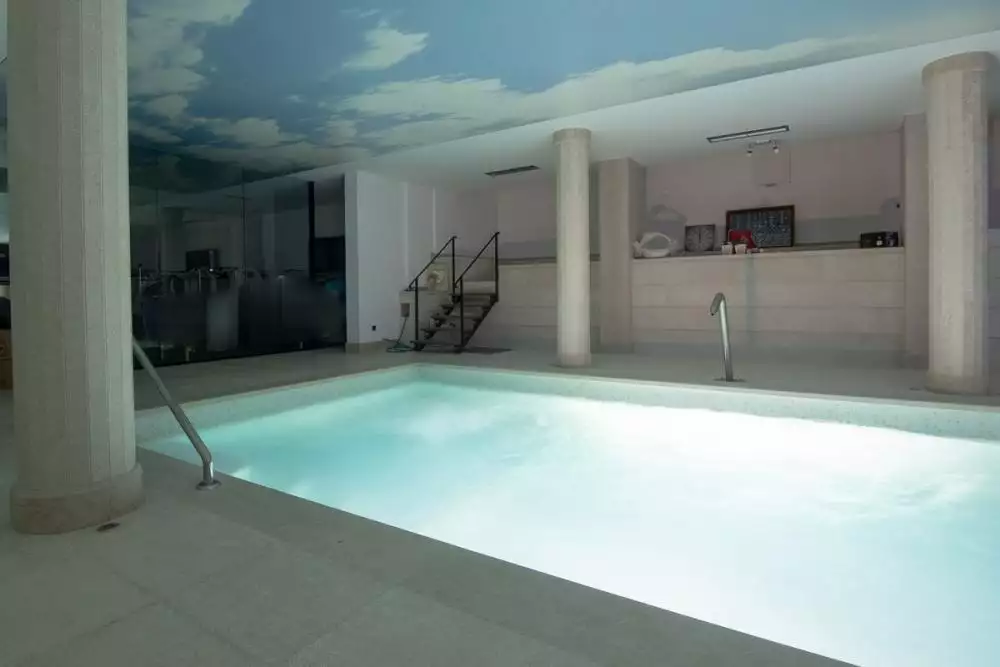 Hotels 1141m² in Croatia, Tucepi. Priced at 4300000€ rent photo-19