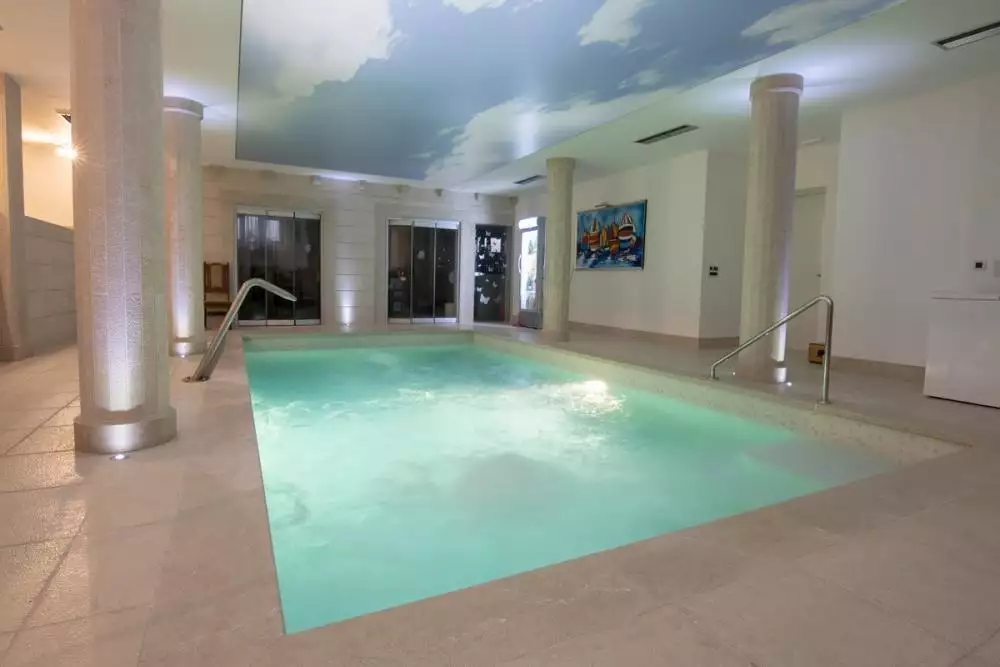 Hotels 1141m² in Croatia, Tucepi. Priced at 4300000€ rent photo-20