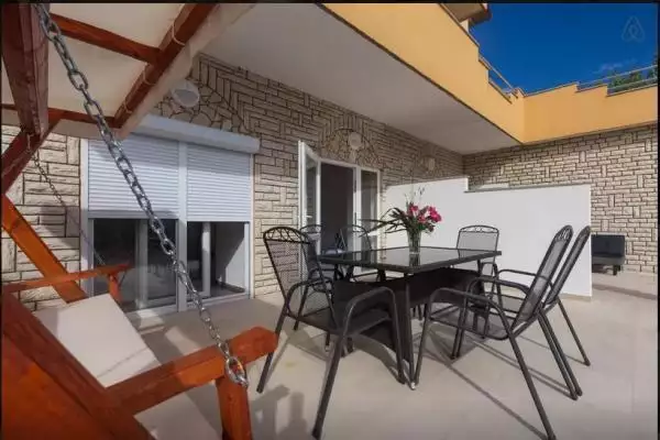 Hotels 244m² in Croatia, Silo. Priced at 1450000€ rent photo-17