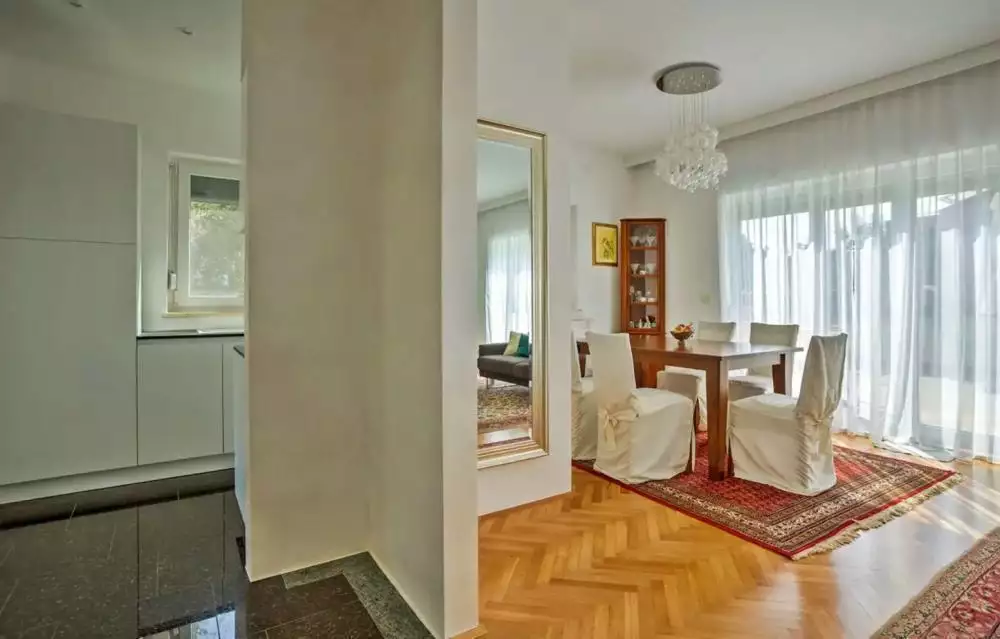 Hotels 380m² in Croatia, Umag. Priced at 1500000€ rent photo-10