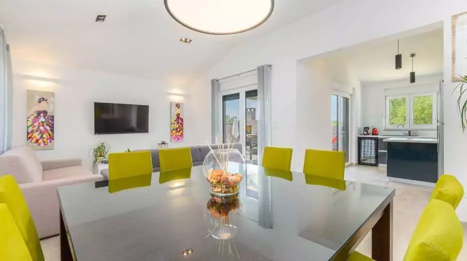 Villa 109m² in Croatia, Pula. Priced at 550000€ rent photo-6